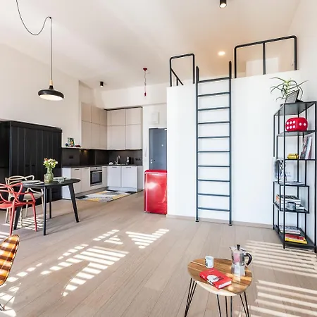 New Loft Near The Centre Praga